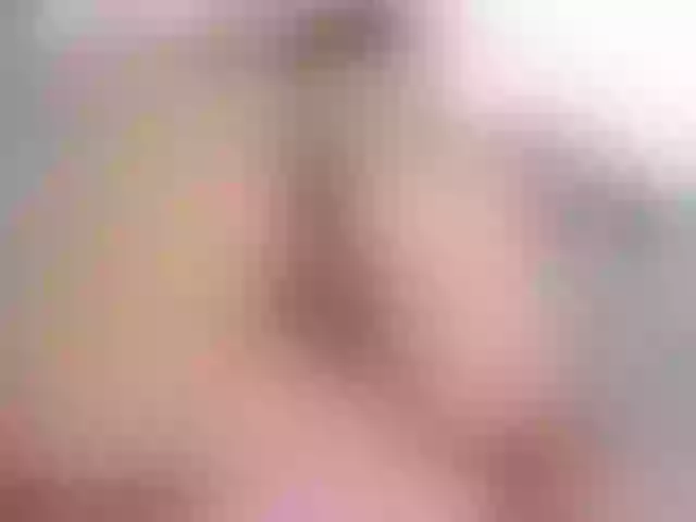 Live sex webcam photo for sofiadirty #275540642