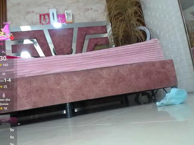 Live sex webcam photo for sofiagutierrez09 #290696249