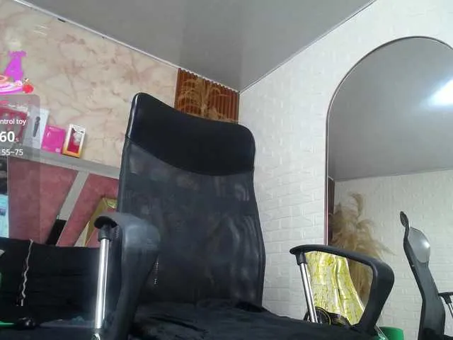 Live sex webcam photo for sofiagutierrez09 #290701642
