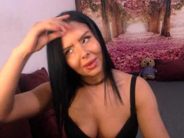 Live sex webcam photo for sofialiuba #277596125