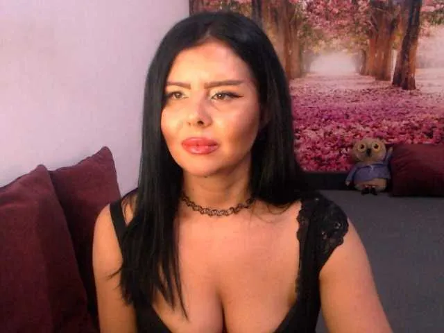 Live sex webcam photo for sofialiuba #277761075