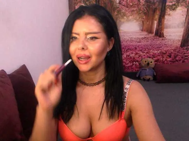 Live sex webcam photo for sofialiuba #277767142