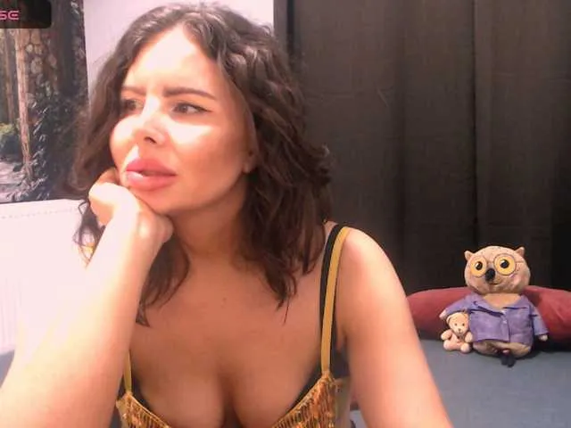 Live sex webcam photo for sofialiuba #293078290