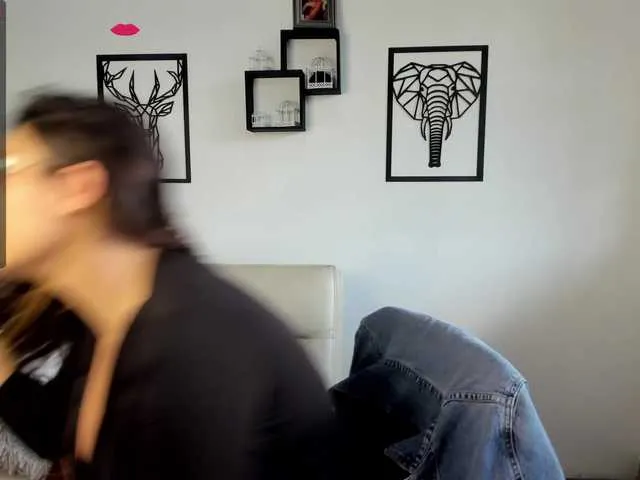 Live sex webcam photo for sofialopez7 #272898526