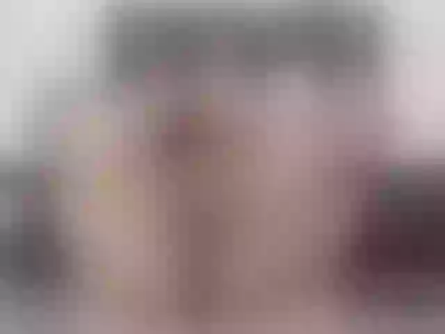 Live sex webcam photo for sofiamoore2 #272339828
