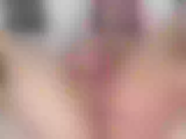Live sex webcam photo for sofiamoore2 #272640649