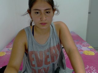 Live sex webcam photo for SofiaReyes1 #287908801