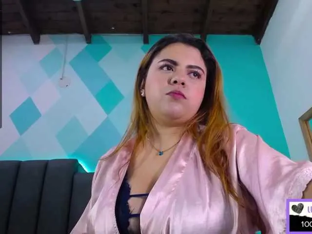 Live sex webcam photo for sofiatitss69 #275342821