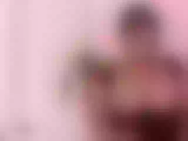 Live sex webcam photo for sofie-clark #276511894
