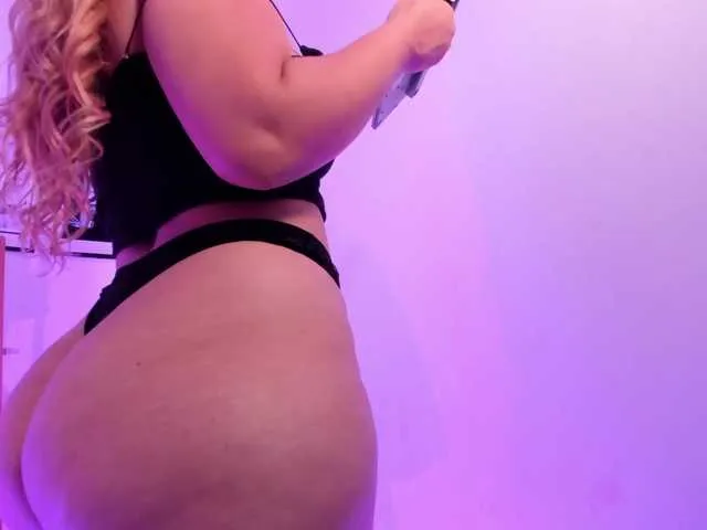 Live sex webcam photo for sofihill #292286520