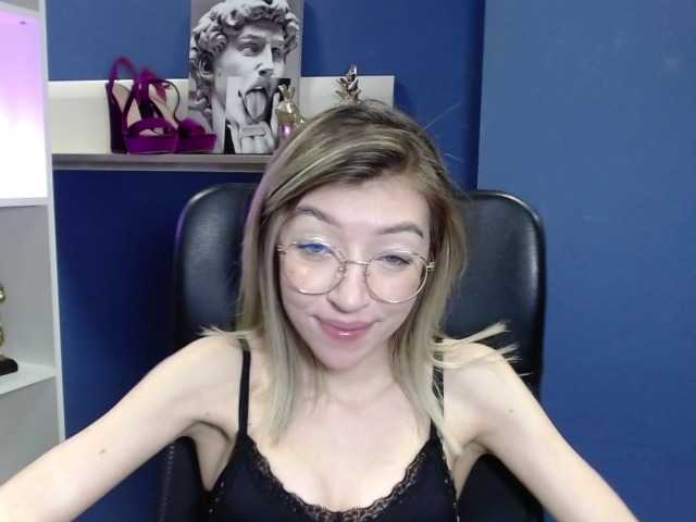 Live sex webcam photo for soft-alexa #272567121