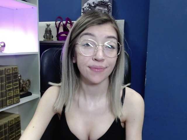 Live sex webcam photo for soft-alexa #272596174