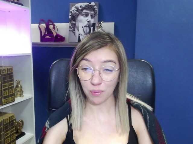 Live sex webcam photo for soft-alexa #272654474