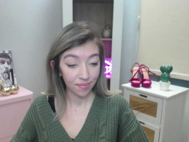 Live sex webcam photo for soft-alexa #272665648