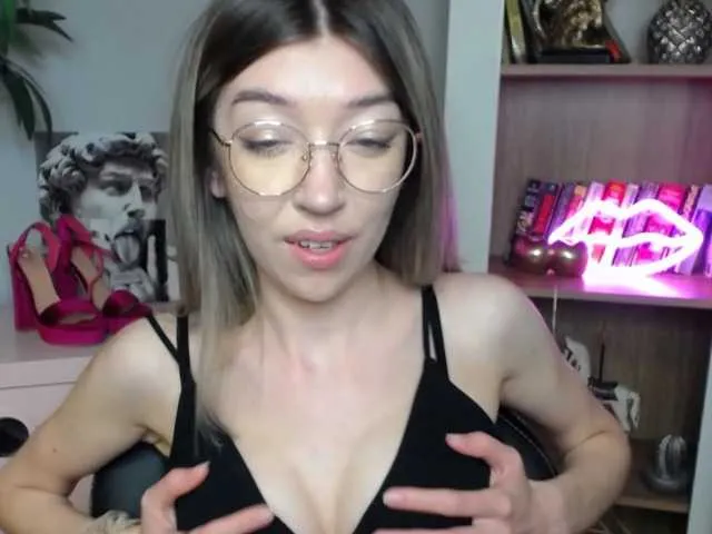 Live sex webcam photo for soft-alexa #273234369