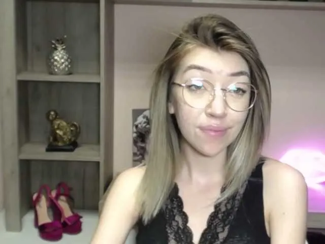 Live sex webcam photo for soft-alexa #273460525