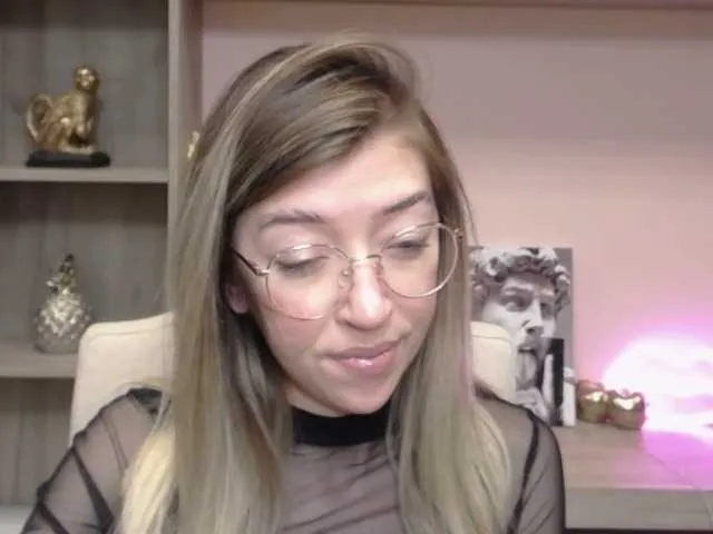 Live sex webcam photo for soft-alexa #273514526