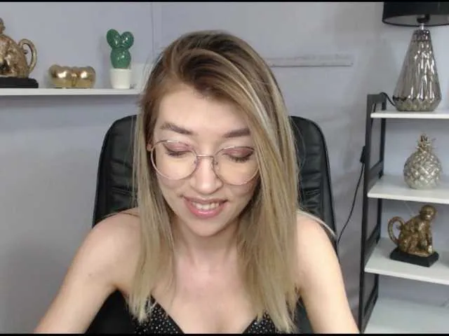 Live sex webcam photo for soft-alexa #273538490