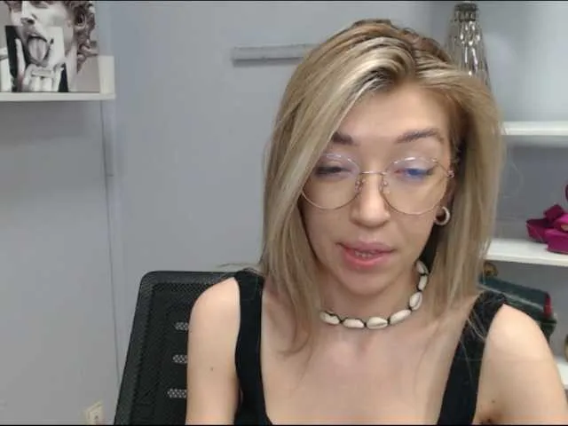 Live sex webcam photo for soft-alexa #273823964