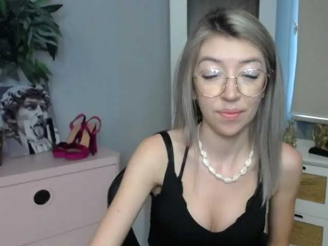 Live sex webcam photo for soft-alexa #273957206