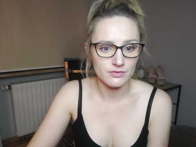 Live sex webcam photo for soft-becca #272274364