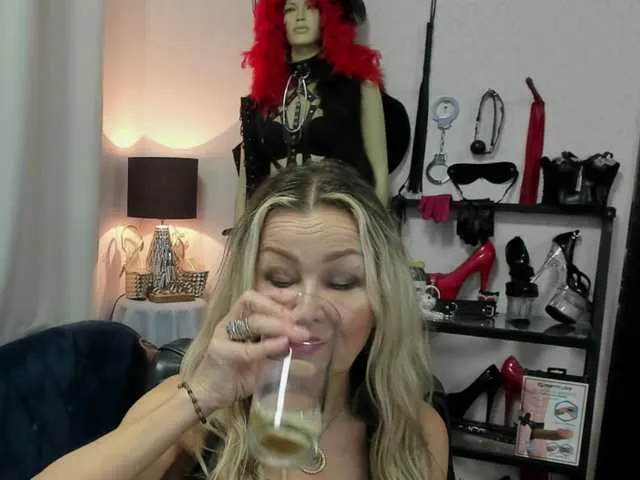 Live sex webcam photo for soft-crystal #294194997