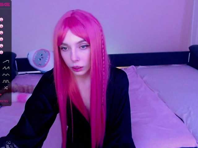 Live sex webcam photo for soft-lil-girl #272957347