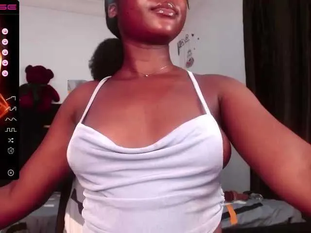 Live sex webcam photo for soft-tease #275726562