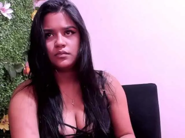 Live sex webcam photo for sol-luna #272726392