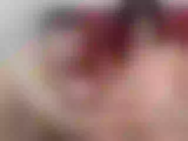 Live sex webcam photo for solmiluna #289679424
