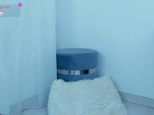 Live sex webcam photo for sonia-esd #291320845