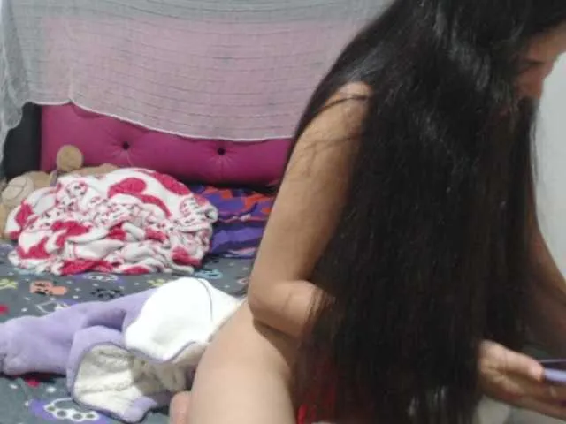 Live sex webcam photo for sophia81 #292084760