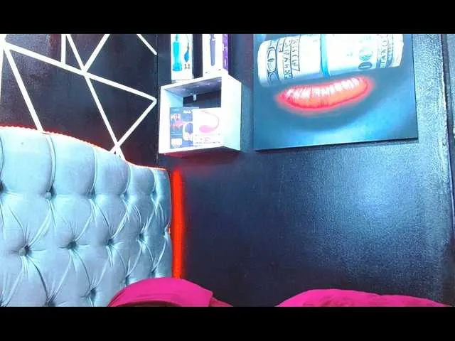 Live sex webcam photo for sophiagonzaa #274387645