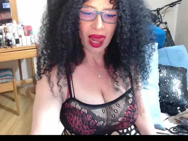 Live sex webcam photo for sophialxxx #287958471