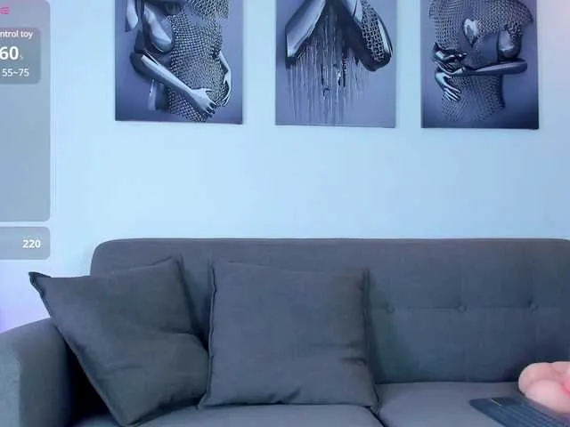 Live sex webcam photo for sophiawillians #290916068