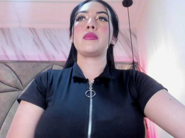 Live sex webcam photo for sophie-fnx #277384837