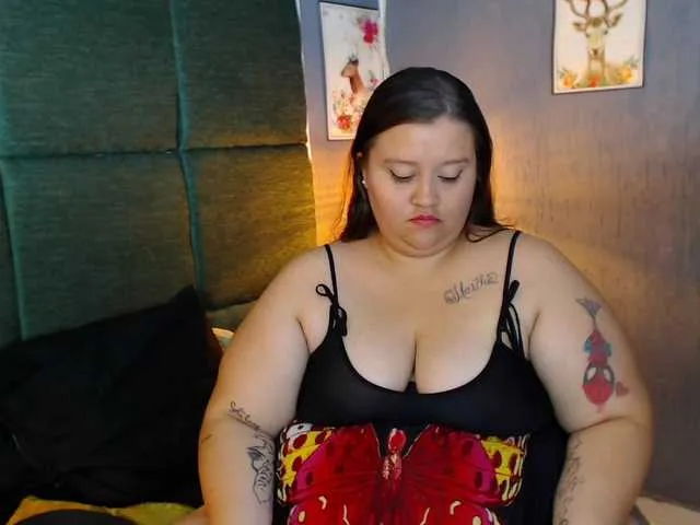 Live sex webcam photo for sophiegomez #273043642