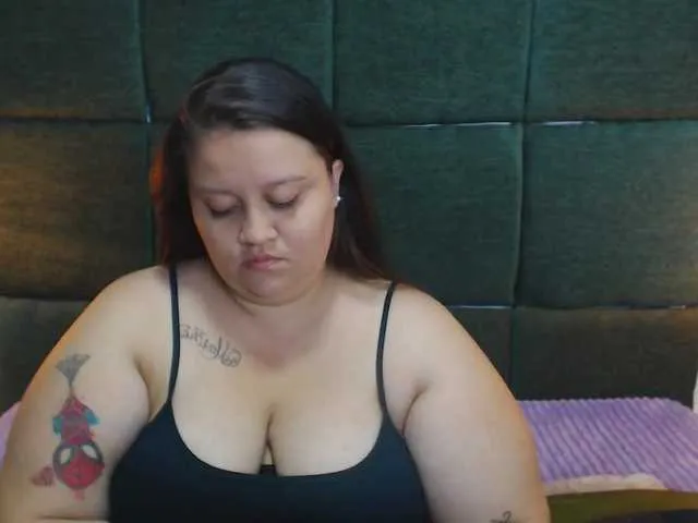 Live sex webcam photo for sophiegomez #273426764