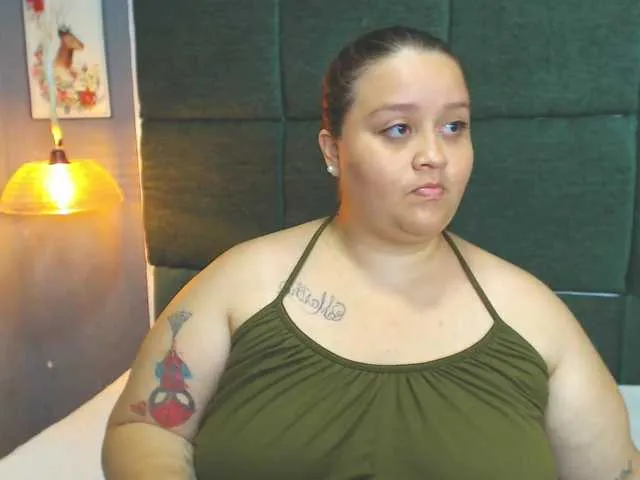 Live sex webcam photo for sophiegomez #273583065