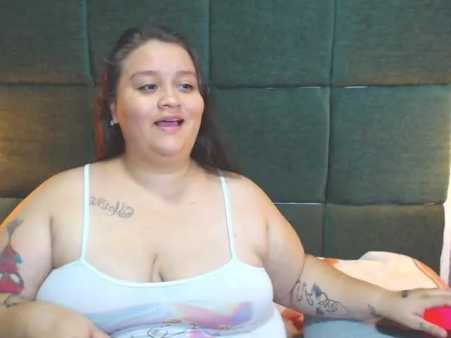 Live sex webcam photo for sophiegomez #273743696