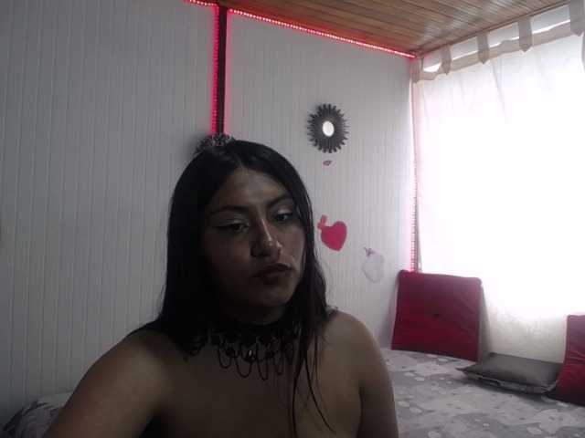 Live sex webcam photo for sophykinky #272971251