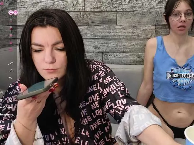 Live sex webcam photo for sosgirl1994 #292353638