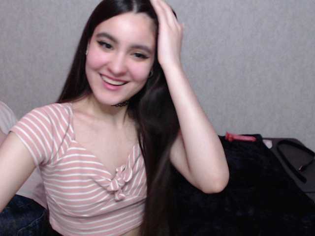 Live sex webcam photo for sosmokie #273237416