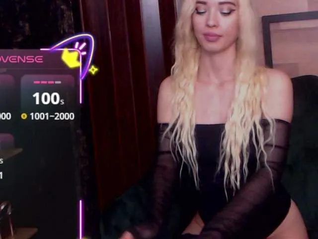 Live sex webcam photo for spicystarlet #291138153
