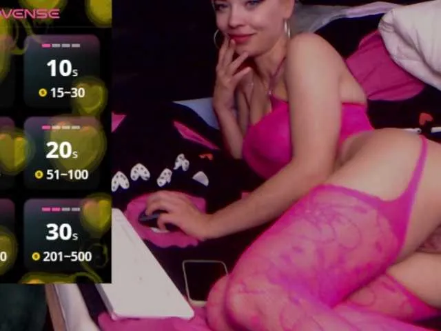Live sex webcam photo for spicystarlet #294017481