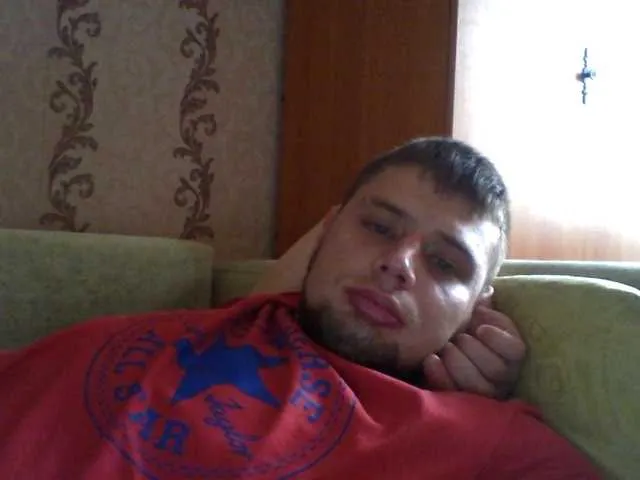 Live sex webcam photo for spidermen777 #275461470