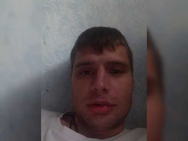Live sex webcam photo for spidermen777 #276772950