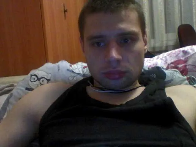 Live sex webcam photo for spidermen777 #277102222