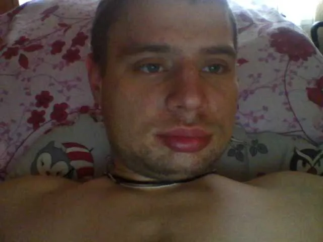 Live sex webcam photo for spidermen777 #277158379