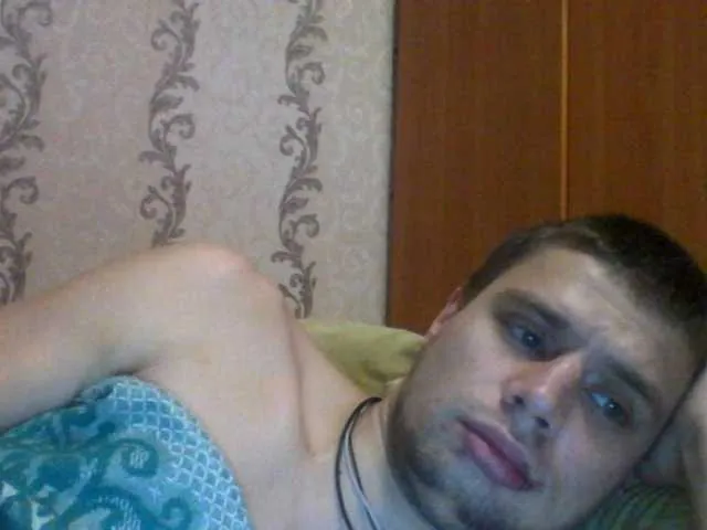 Live sex webcam photo for spidermen777 #277195828
